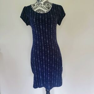 MUDD NAVY BLUE AND WHITE MINI DRESS M